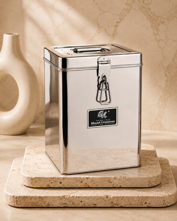 Skand Square Container